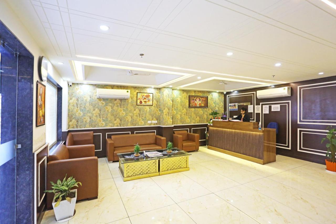 Hotel Decent Suites - Delhi Airport Νέο Δελχί Εξωτερικό φωτογραφία